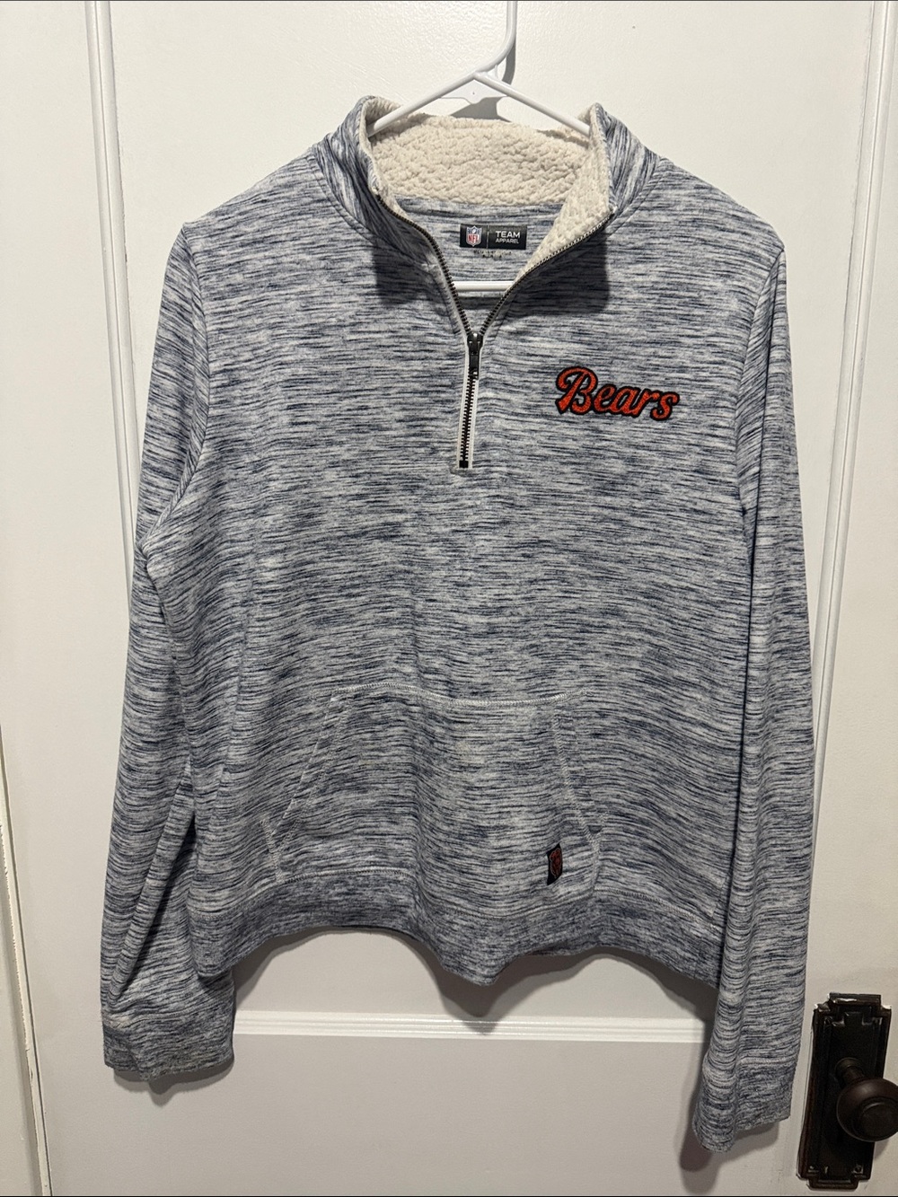 NFL Chicago Bears Heather Gray Sherpa collar Quarter-Zip top - Picture 2 of 8